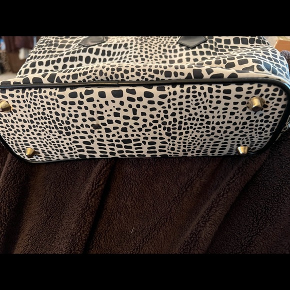 Lancome brand purse blk/white - Picture 2 of 3